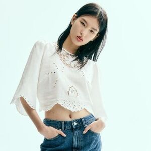 H&M embroidered linen blend blouse. Size Small NWT